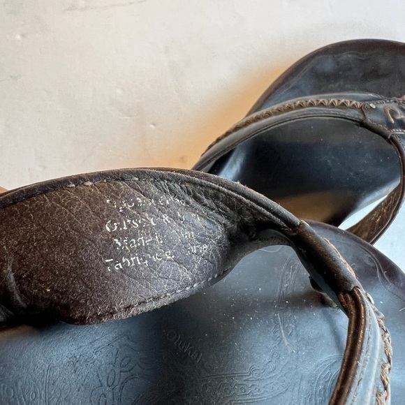 OLUKAI Sz 9 Mea Ola Beach Sandals Premium Leather Flip-Flop Slides - Picture 4 of 9